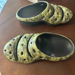 Keen Camo Green Yogui Arts Clog - Women 9